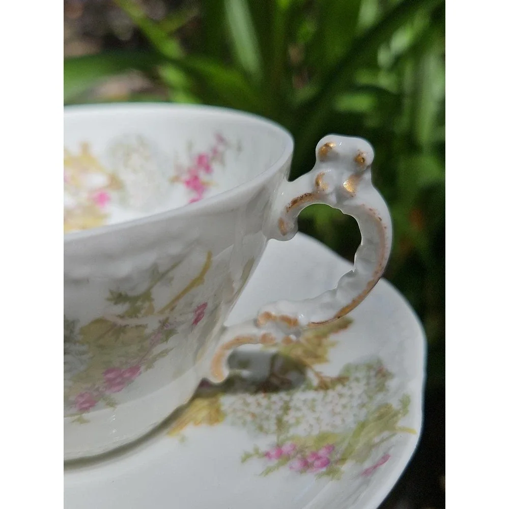 2 Tressemanes & Vogt T&V Limoges Teacup Saucer Scalloped Hydrangeas‎ Century VTG